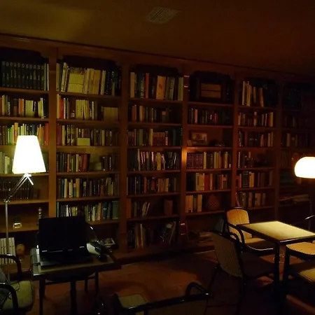 Hotel Picos De Europa Arenas De Cabrales