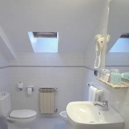 Hotel Picos De Europa Arenas De Cabrales