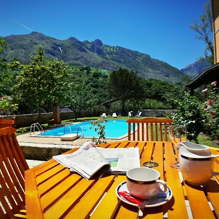 Hotel Picos De Europa
