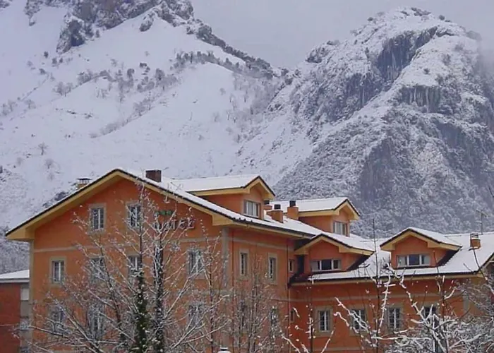 Picos De Europa Hotel Las Arenas